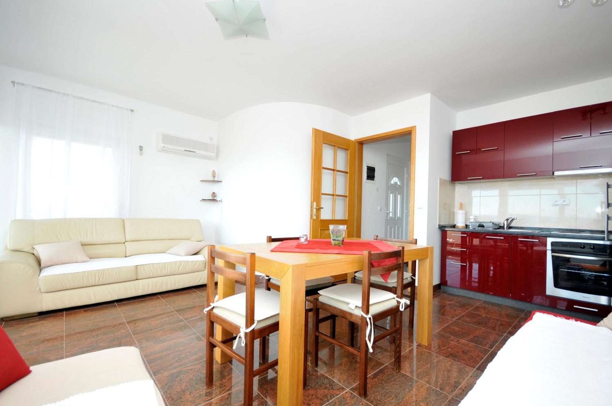 Apartmani Svalina - Seaview And 130M From Beach Трогир Екстериор снимка