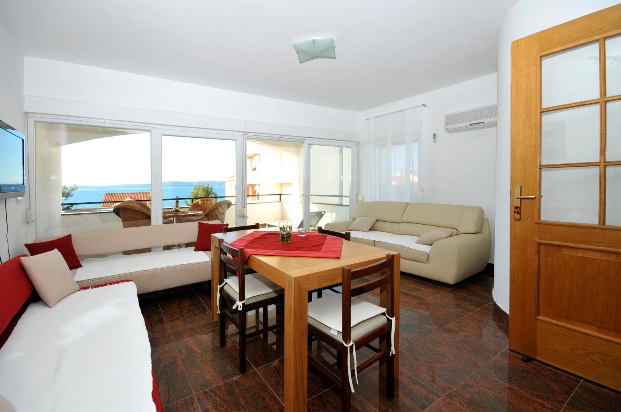Apartmani Svalina - Seaview And 130M From Beach Трогир Екстериор снимка