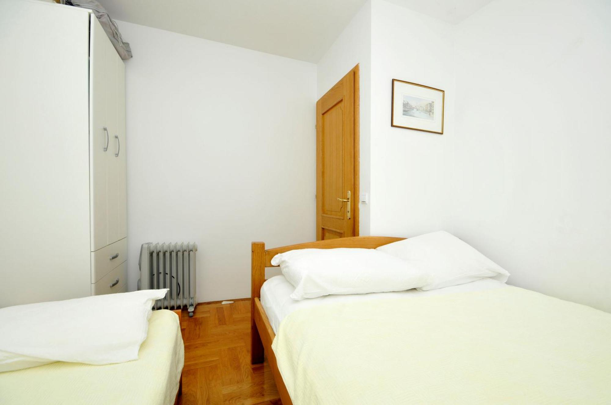 Apartmani Svalina - Seaview And 130M From Beach Трогир Екстериор снимка