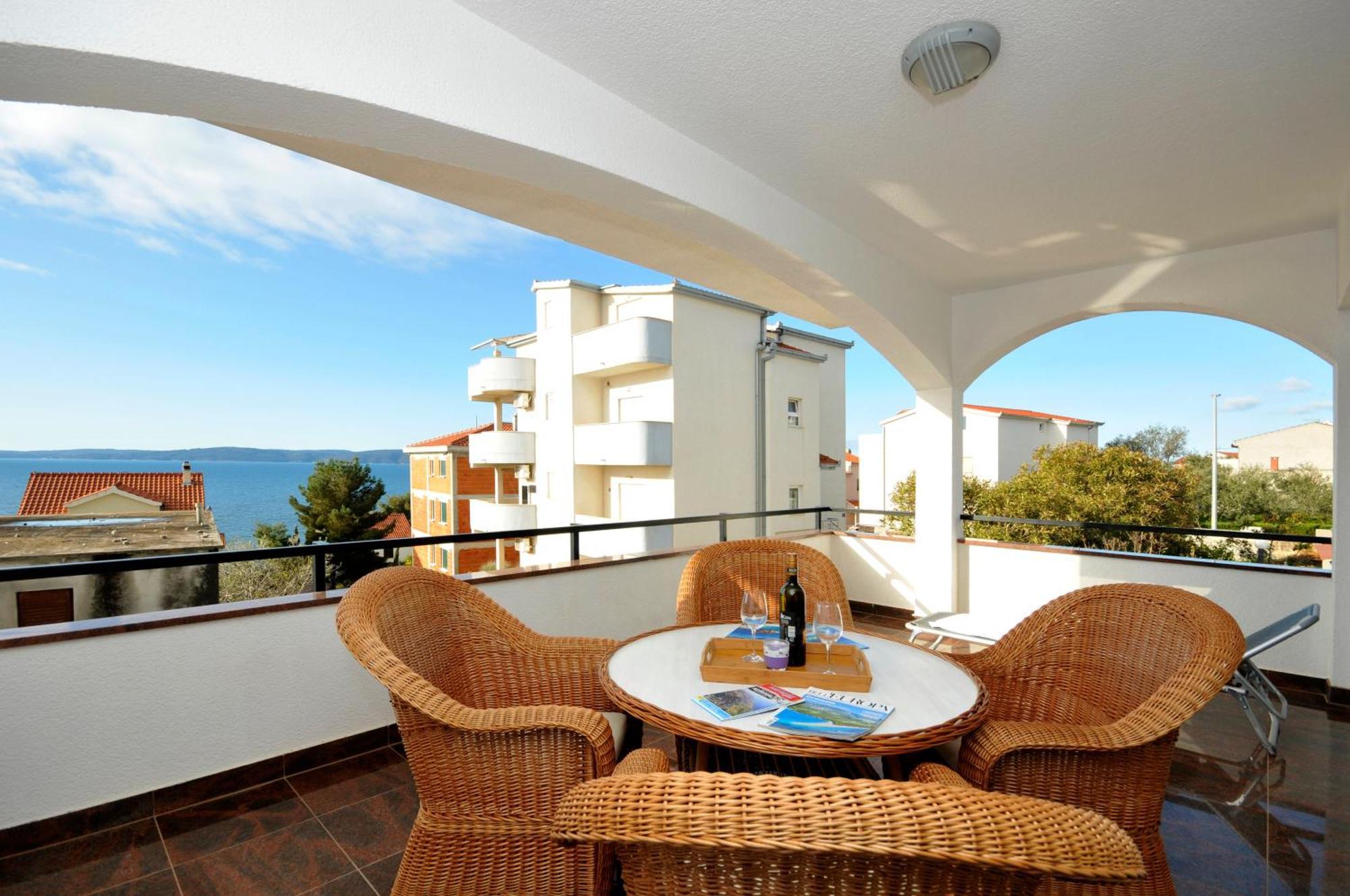 Apartmani Svalina - Seaview And 130M From Beach Трогир Екстериор снимка