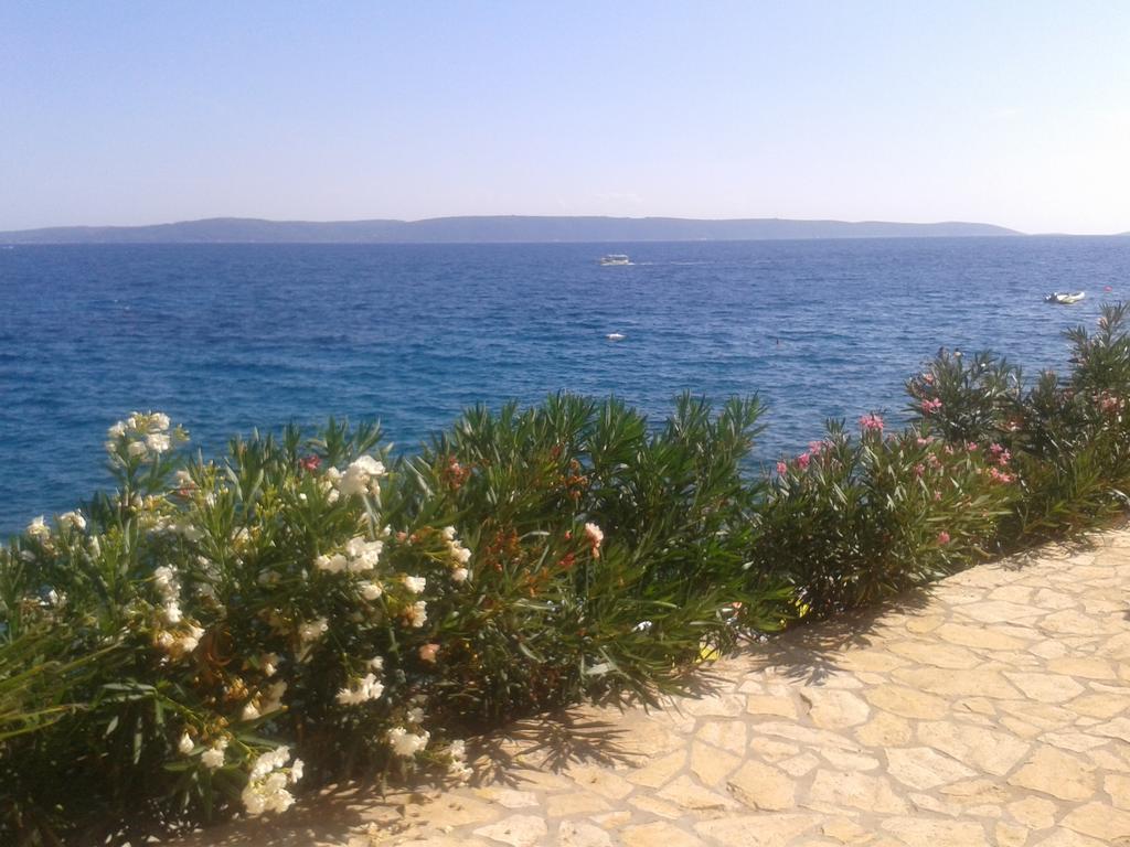 Apartmani Svalina - Seaview And 130M From Beach Трогир Екстериор снимка
