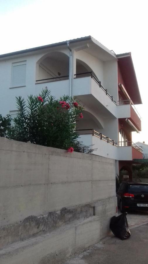 Apartmani Svalina - Seaview And 130M From Beach Трогир Екстериор снимка